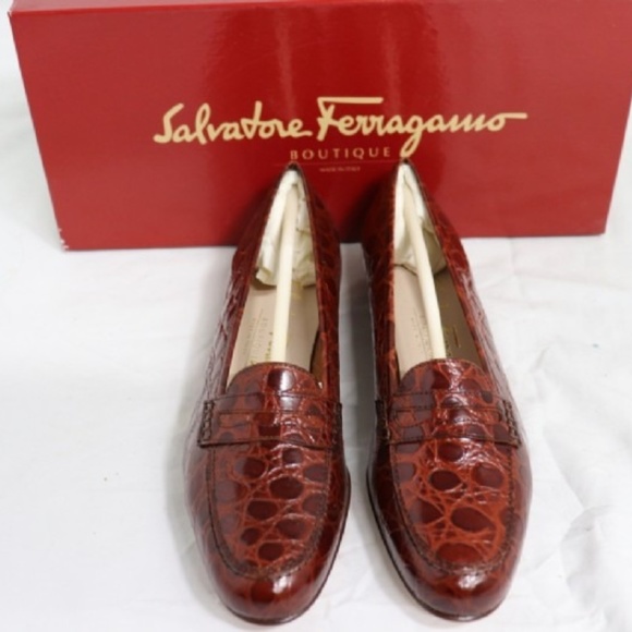 Salvatore Ferragamo Shoes - Salvatore Ferragamo Blush Croc Loafer Sz 5.5AA NIB